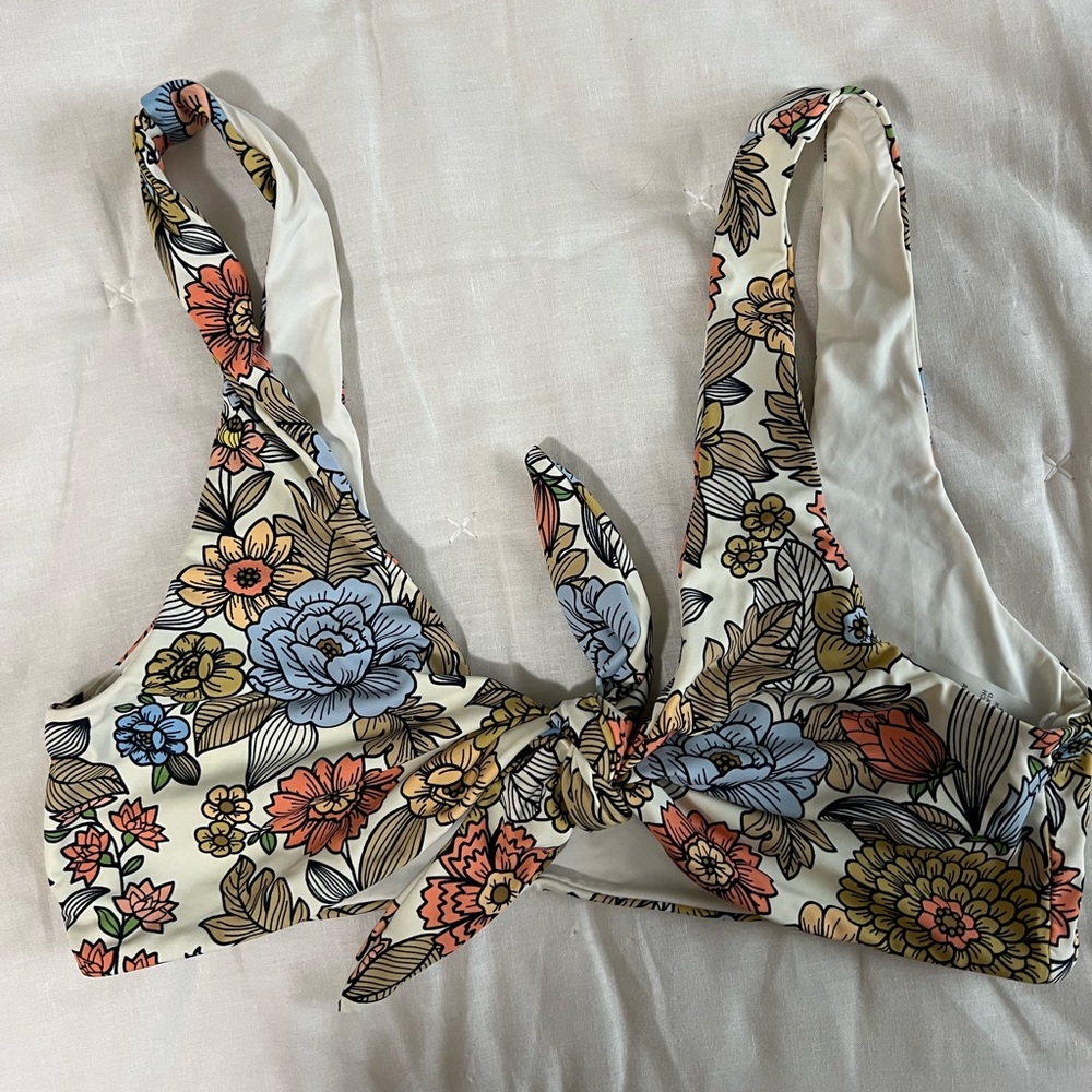 Lulus Bikini - Picture 2 of 7